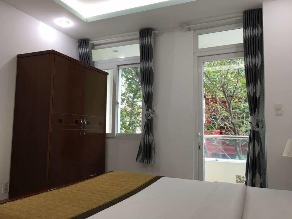 โรงแรมฮองวีนา โฮจิมินห์ซิตี้ ภายนอก รูปภาพ